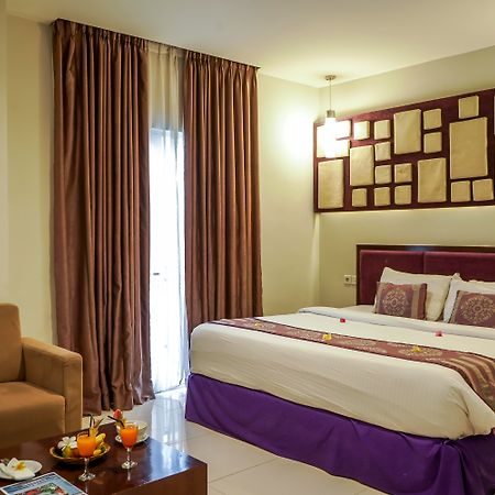 Lombok Plaza Hotel And Convention Mataram Buitenkant foto