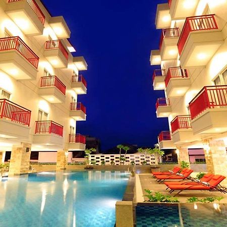 Lombok Plaza Hotel And Convention Mataram Buitenkant foto