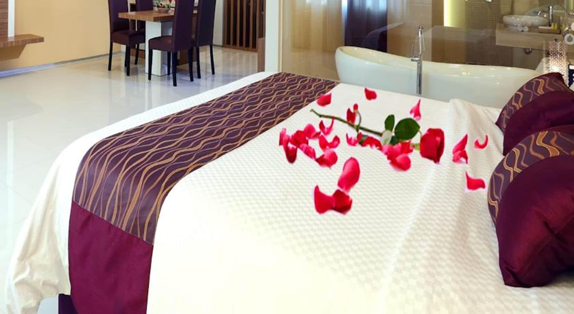 Lombok Plaza Hotel And Convention Mataram Buitenkant foto