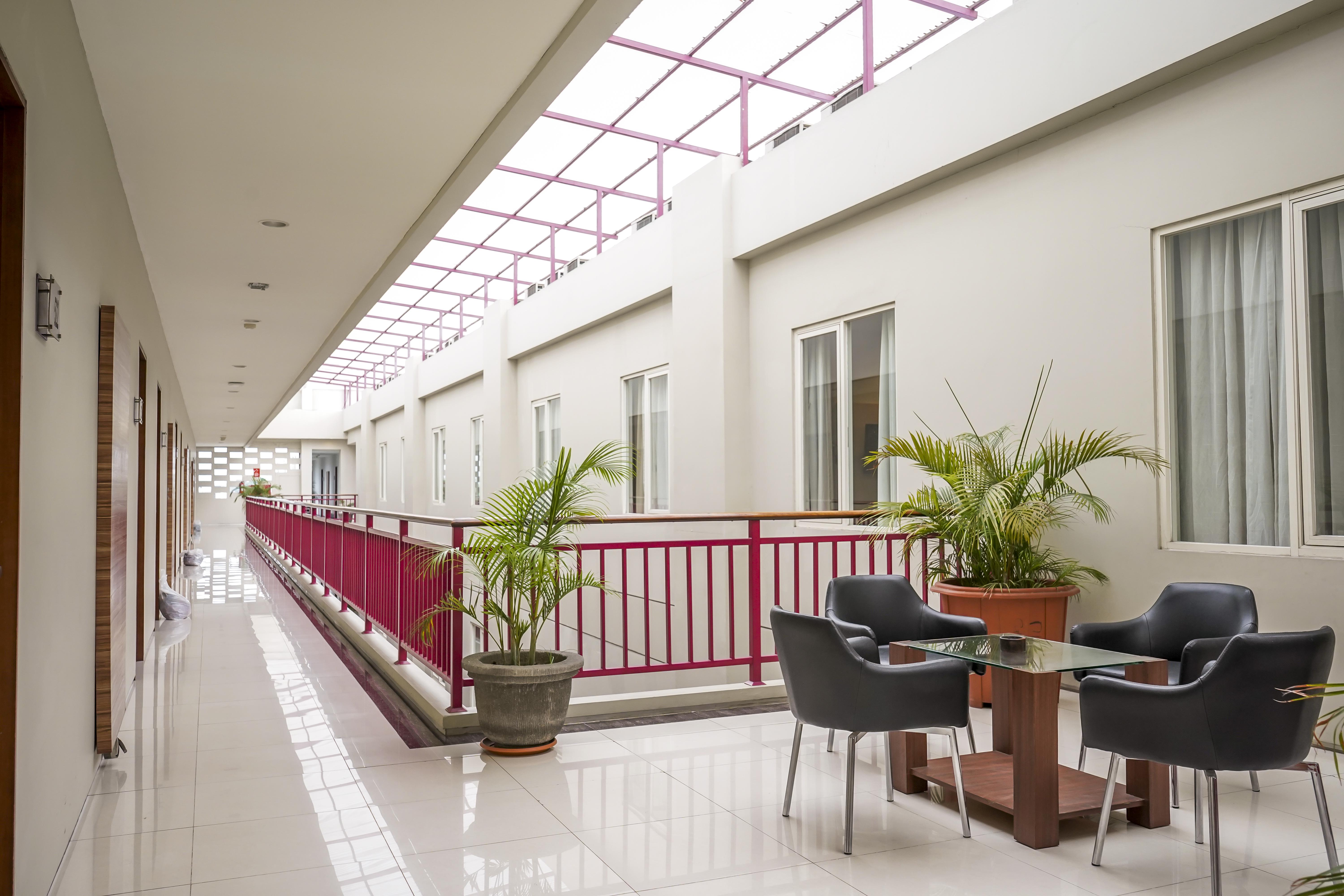 Lombok Plaza Hotel And Convention Mataram Buitenkant foto