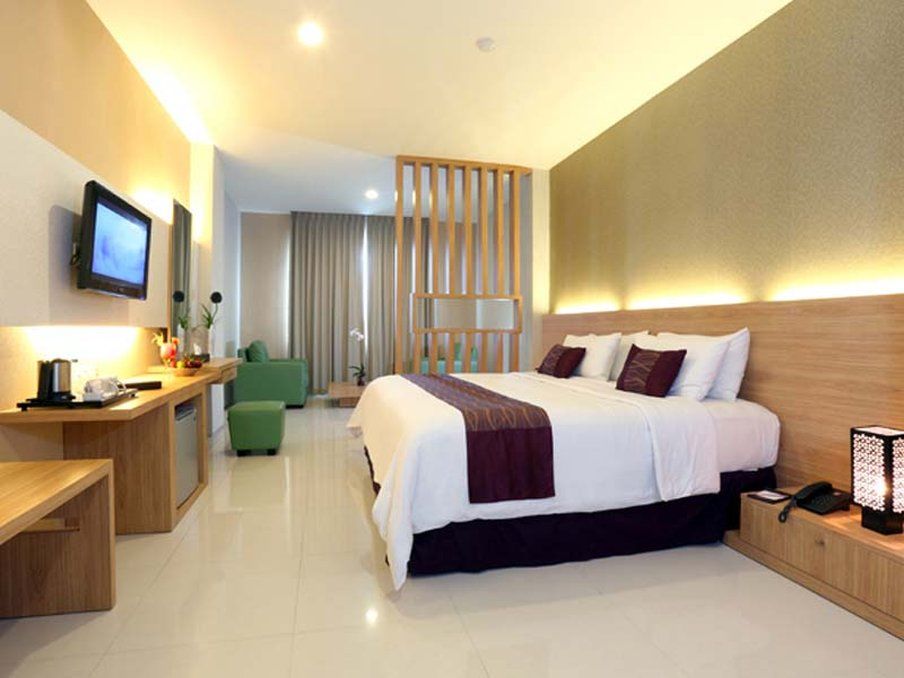 Lombok Plaza Hotel And Convention Mataram Buitenkant foto