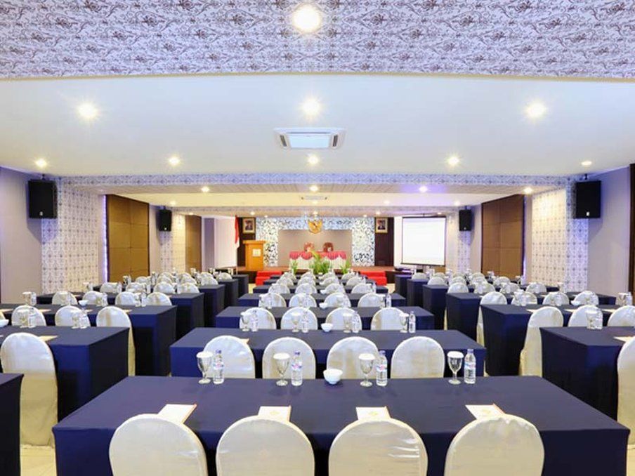 Lombok Plaza Hotel And Convention Mataram Buitenkant foto