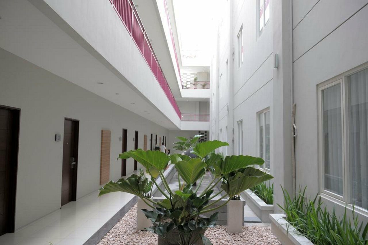 Lombok Plaza Hotel And Convention Mataram Buitenkant foto